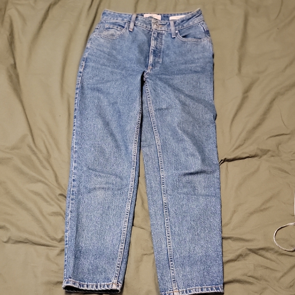 Guess Mom Jeans